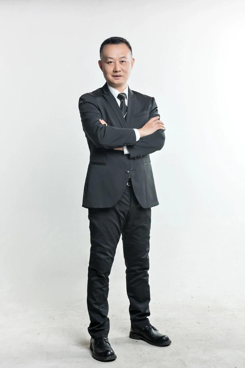 杨清华 创始人 & 执行董事
